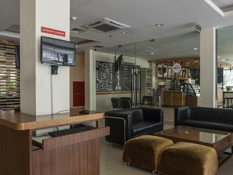 D'Primahotel Itc Mangga Dua Jakarta Exterior photo